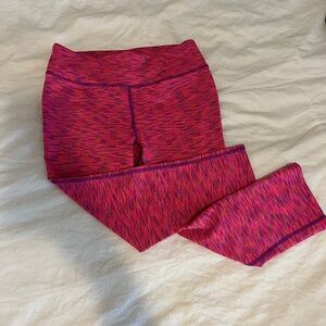 Fabletics pink leggings - crop - small